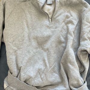 Aritzia Gray women’s quarter zip